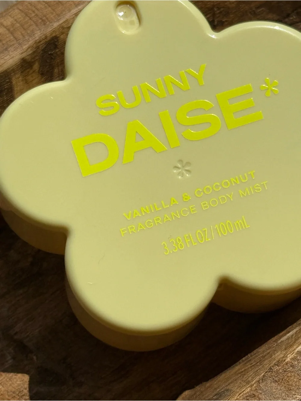 Sunny DAISE* Vanilla & Coconut Fragrance Body Mist